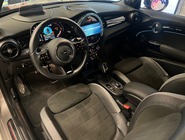 MINI JCW CAB